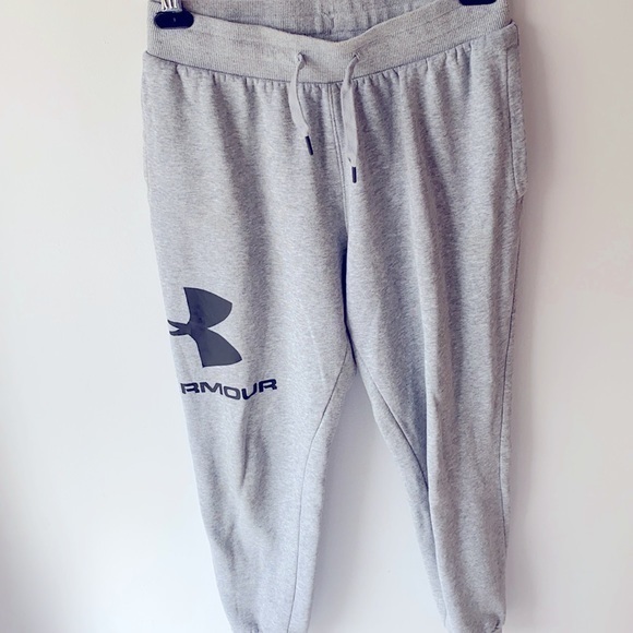 Under Armour Other - Under Armour Grey Sweatpants Jogger Sz M